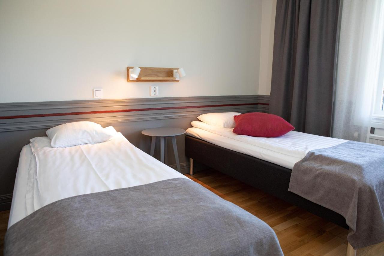 Gylle Hotell&Restaurang Brödernas Borlänge Exteriör bild